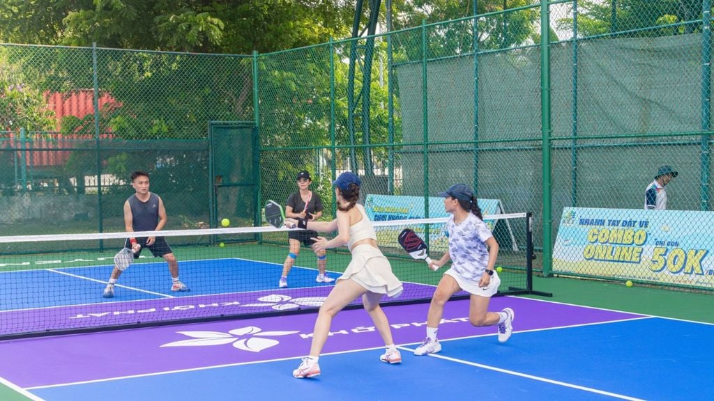 Sân pickleball